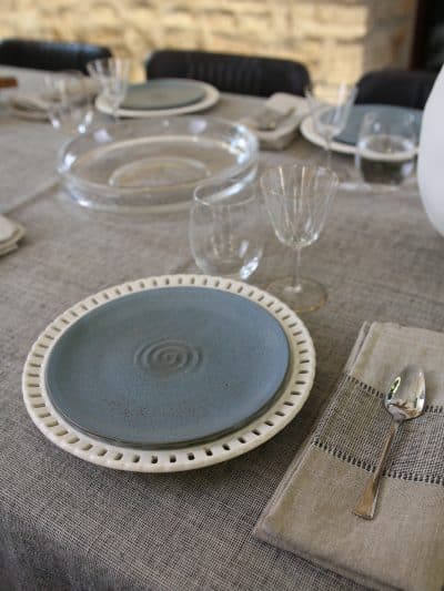 lot 4 assiettes grès, marielle