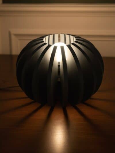 lampe à poser mdf noir, zoé