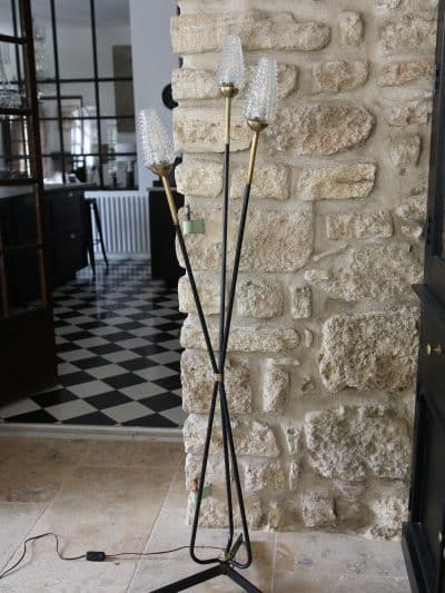 lampadaire tripode goût lunel