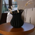 vase 3d noir, trinity