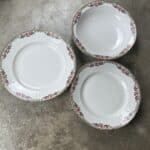 service 66 pièces en porcelaine de limoges