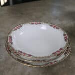 service 66 pièces en porcelaine de limoges