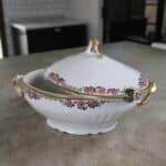 service 66 pièces en porcelaine de limoges
