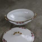 service 66 pièces en porcelaine de limoges