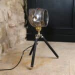 projecteur lampadaire vintage rénové – phare ancien "besnard paris" sur trépied n°02
