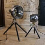 projecteur lampadaire vintage rénové – phare ancien "besnard paris" sur trépied n°02