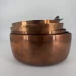 ensemble de 5 anciennes casseroles en cuivre
