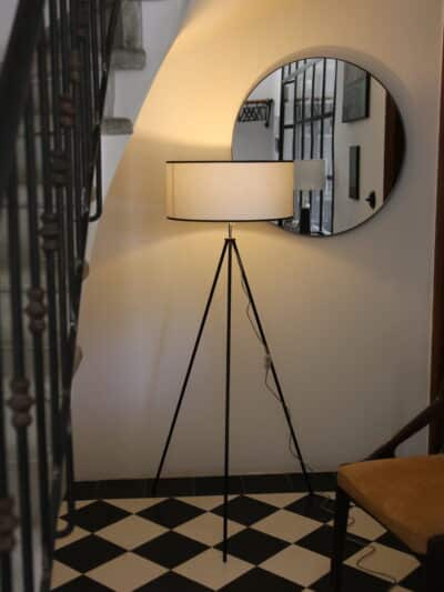 lampadaire tripode papier, léo n°03