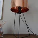 lampe cuivrée, marquise